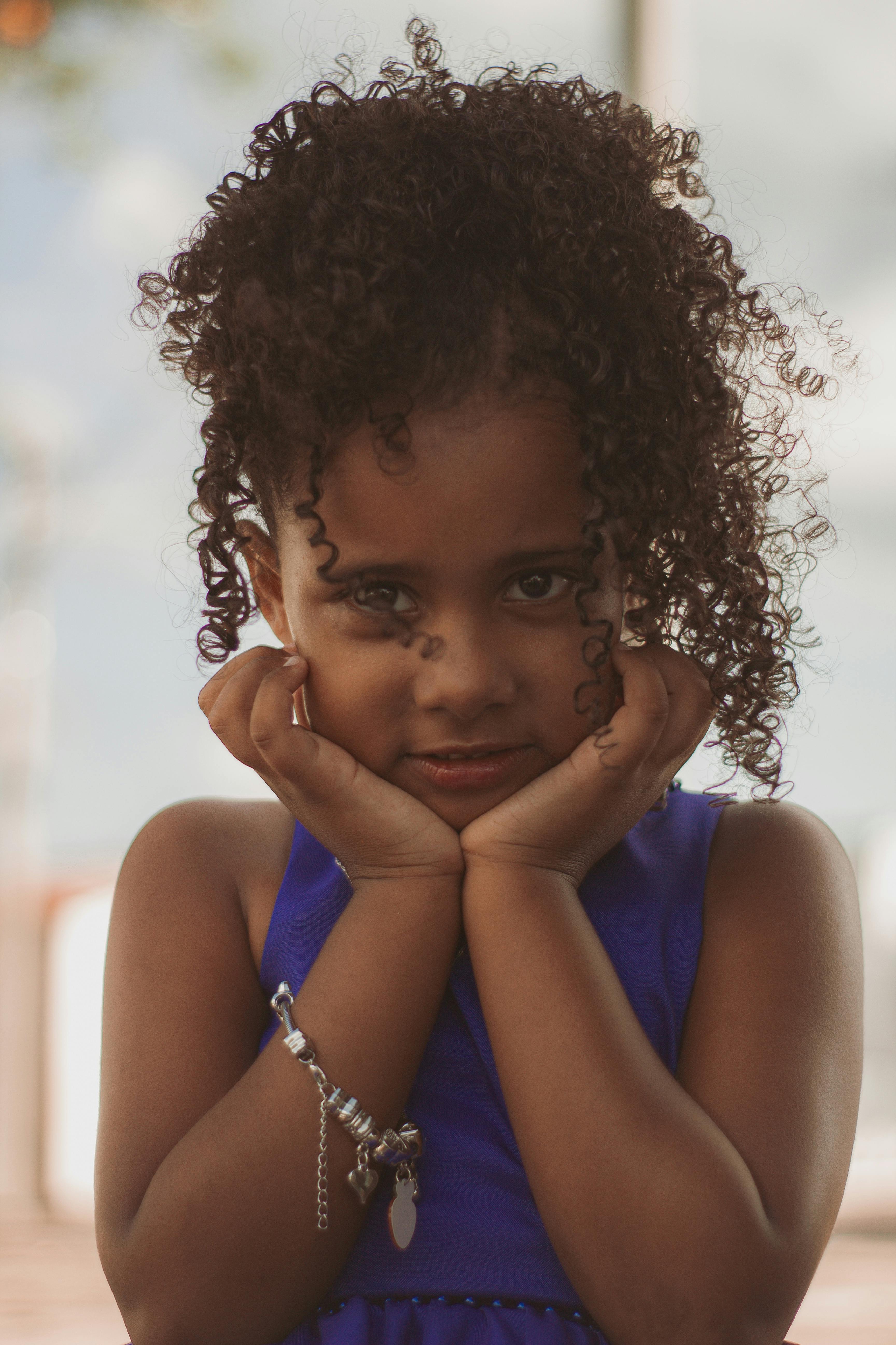 《城市边界》海报图